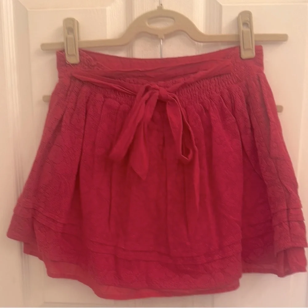 NWT- SO Pink Bubble Mini Skirt Ruffled Lacey Smocked Casual - Picture 2 of 4